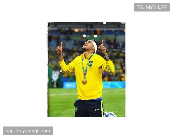 关键战中罗纳尔迪尼奥的盘带如何主导节奏并胜过内马尔？