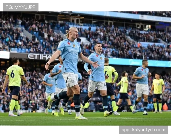 哈兰德在传控体系中的战术适配性与角色冲突分析